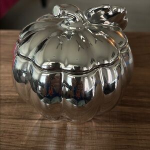 HomeWorx single wick. Apple Pumpkin Pie scented single wick candle